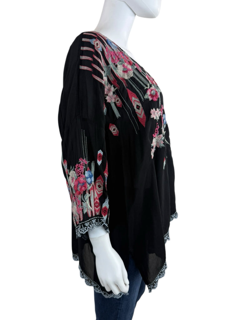 Johnny Was Black Floral Embroidered Wendy Tunic Size xxl