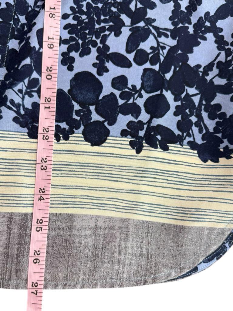 Tory Burch Size 10 Button-Down Shirt