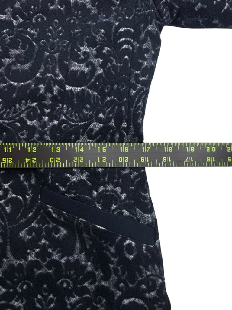 Cabi Navy Paisley Jacquard Blazer Size 6