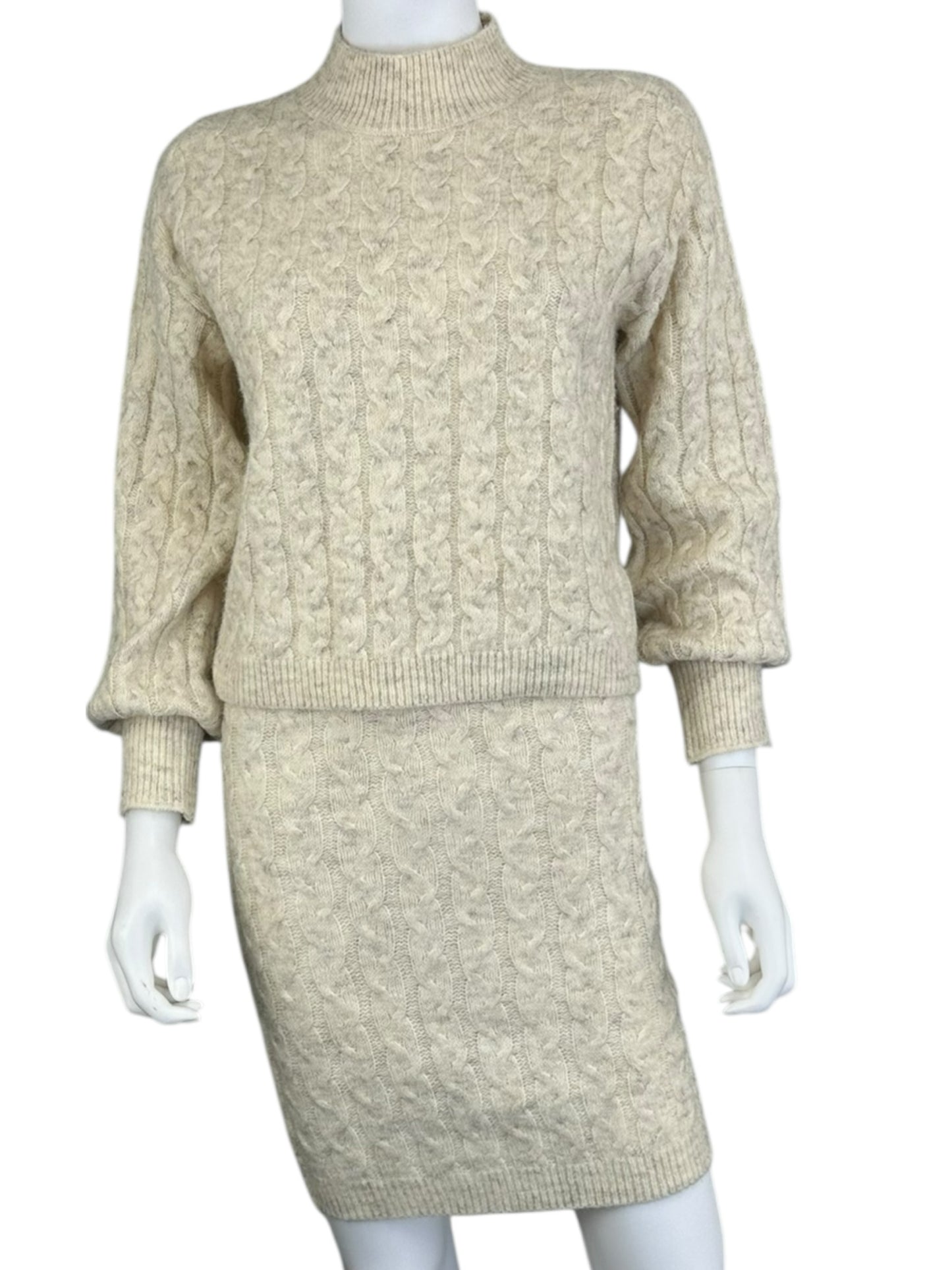 heartloom Size XS BASE 2 PC Knit Set