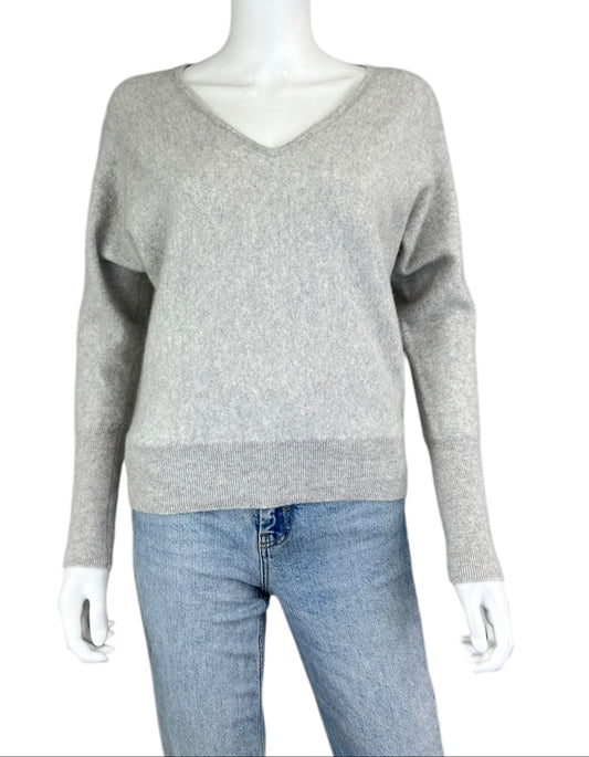 TAHARI 100% Cashmere Gray Sweater Size L