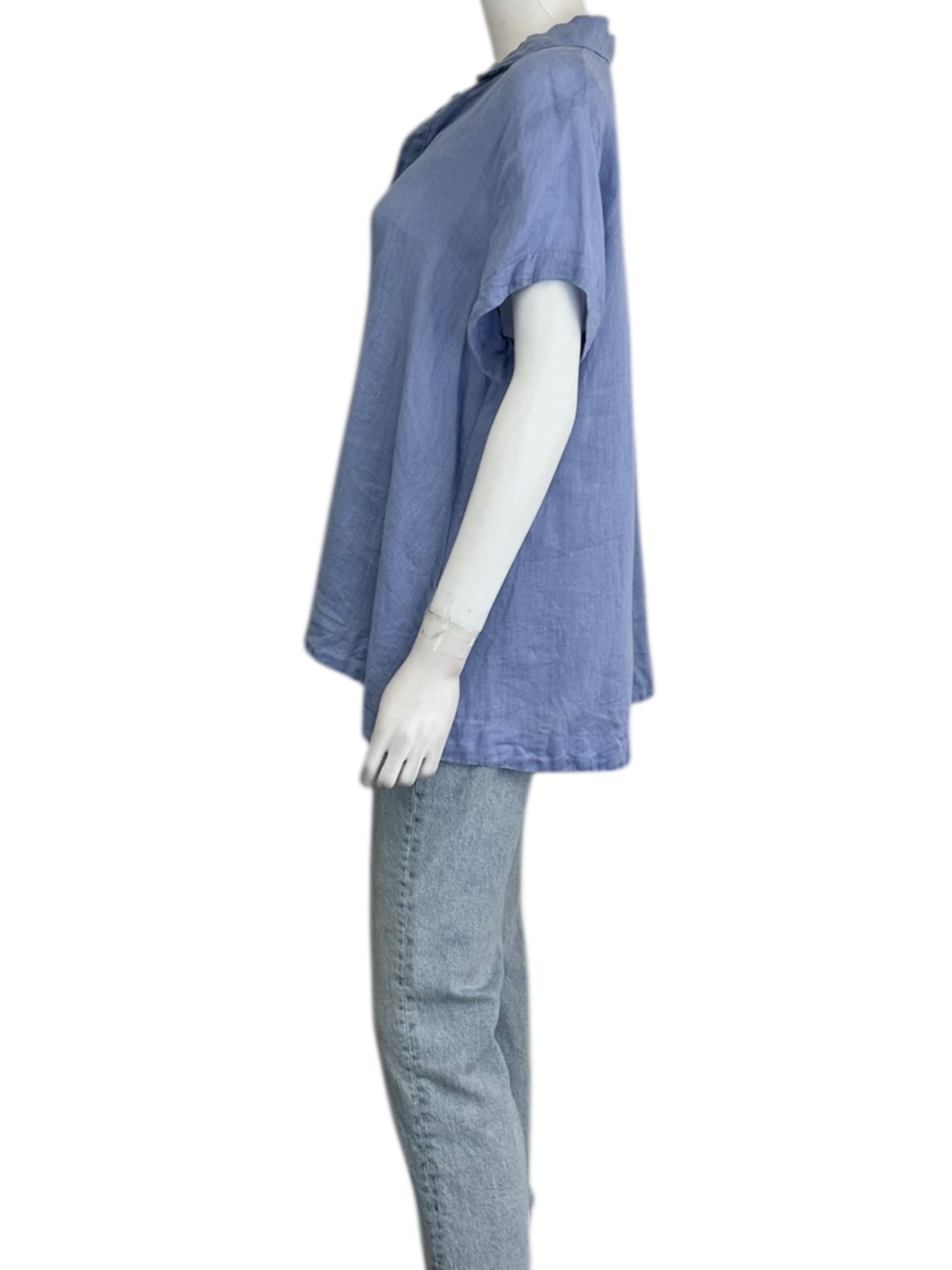 cp shade Size L BASE Button-Down Shirt