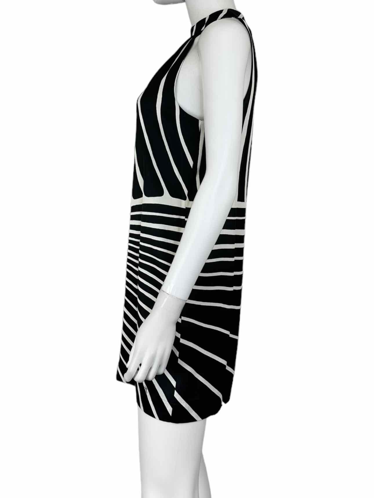 trina turk halter dress Trina Turk Halter Dress Womens Size XL Multicolor Back Tie
