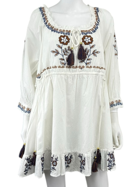 Mahila NWT White Embroidered Felicity Dress Size M