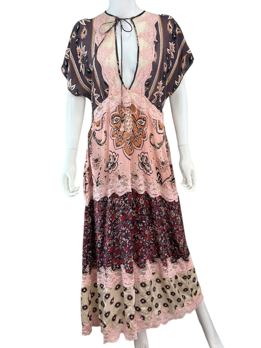 FARM Rio NWT Pink Glam Tapestry Maxi Dress Size M