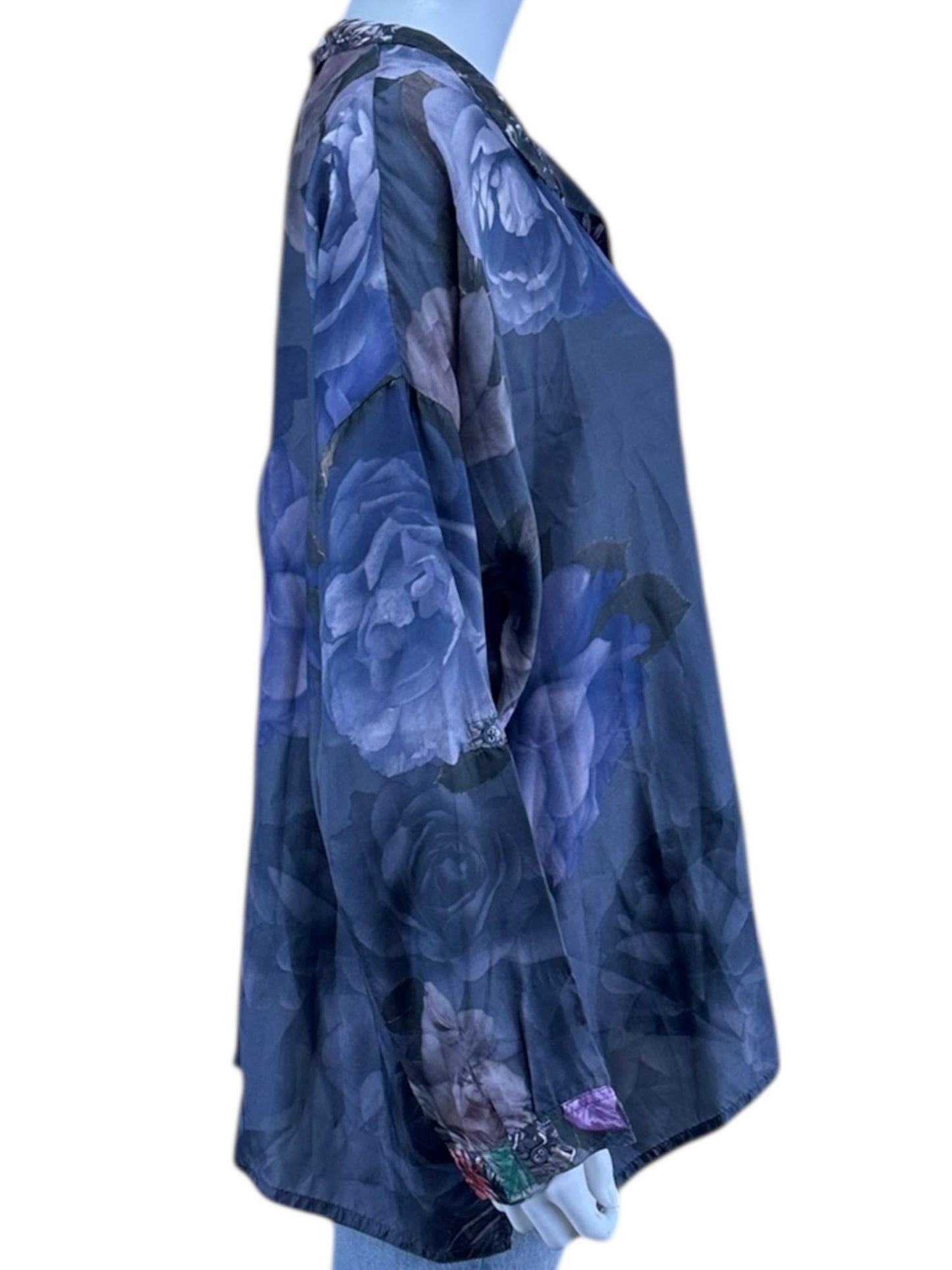 Johnny Was NWT 100% Silk Print Button-Down Shirt Size L