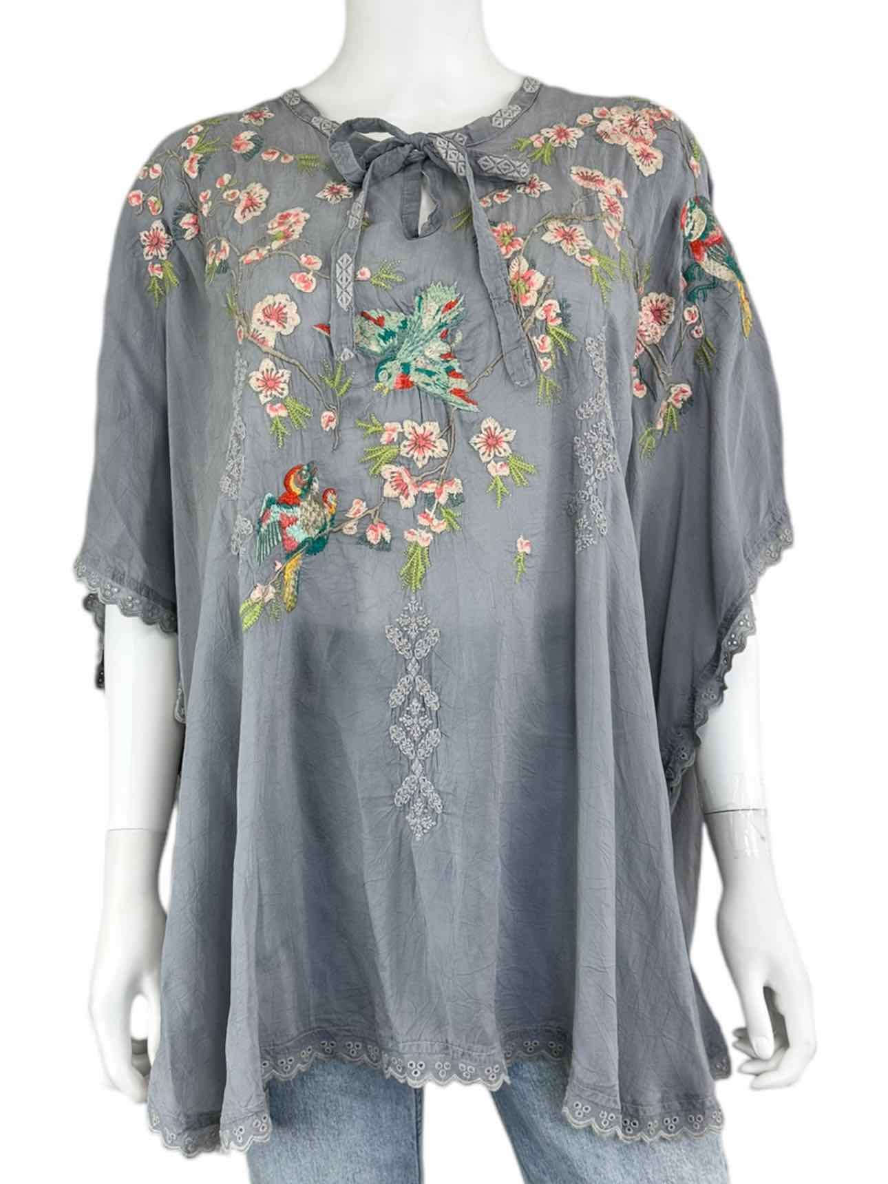 Johnny Was Gray Floral Embroidered Tunic Size M