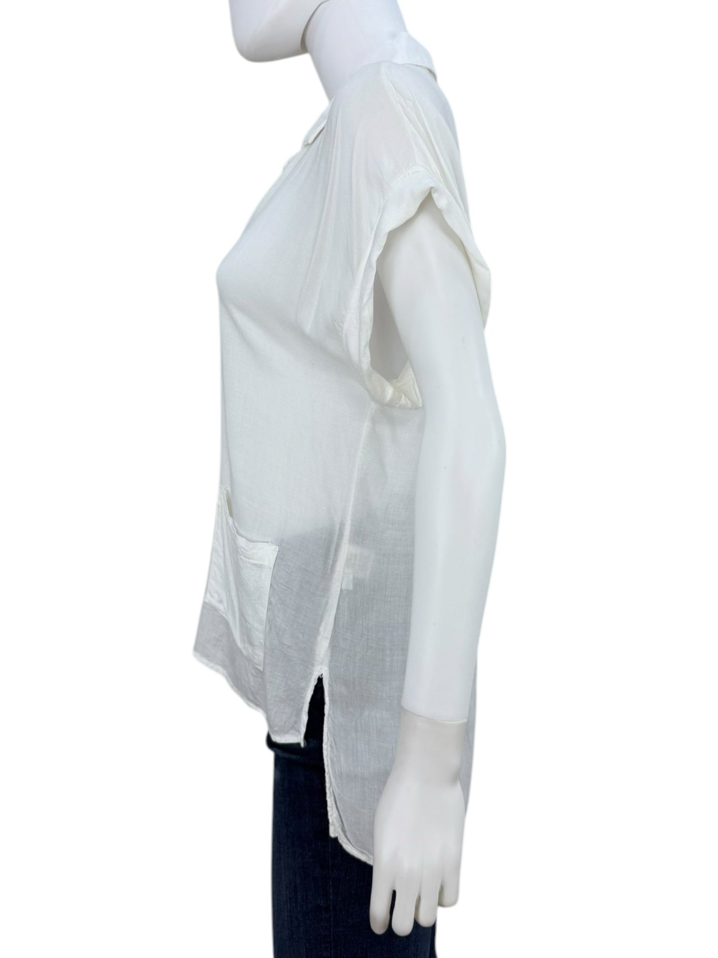bella dahl White Splitneck Blouse Size XS
