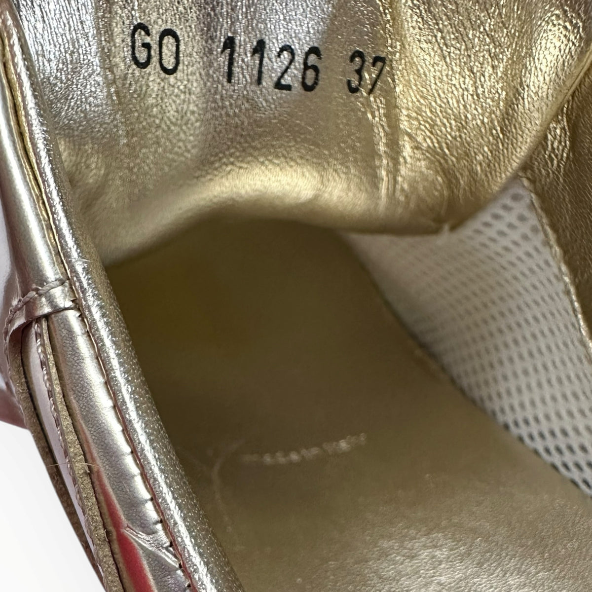 Louis Vuitton Gold Monogram Leather Run Away Sneakers Size 37