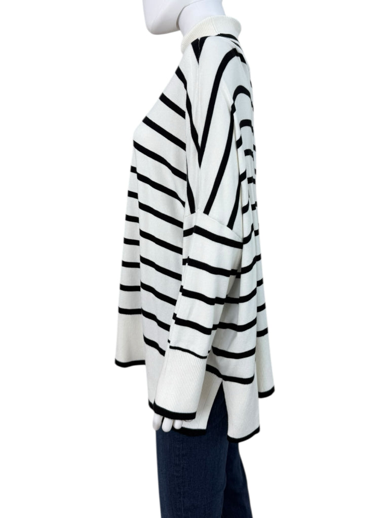 Adrianna Papell White Striped Turtleneck Sweater Size L