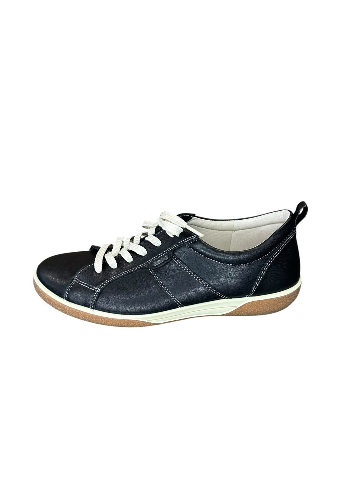 ECCO NWOT Black Leather Chase Sneakers Size 39