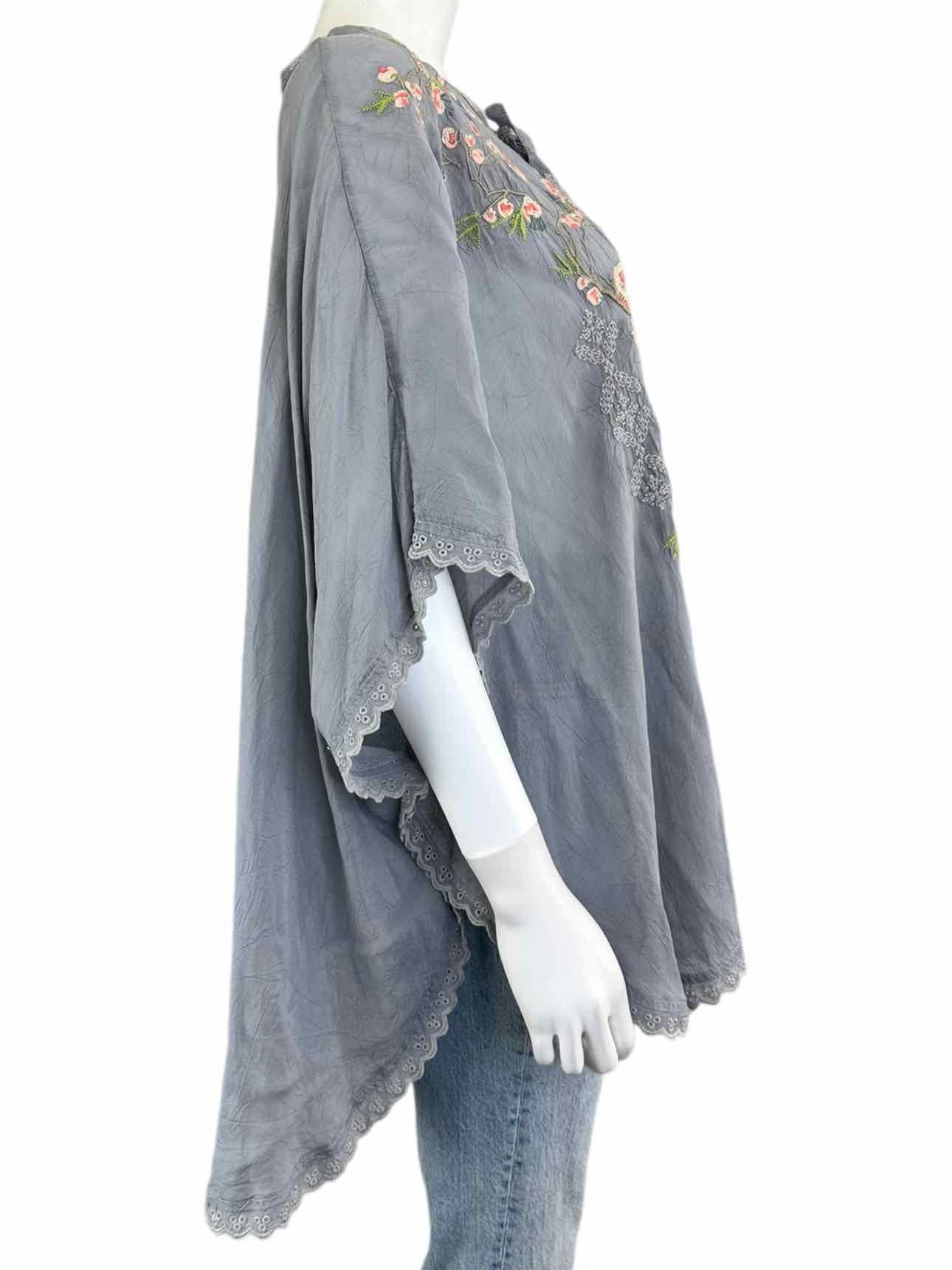 Johnny Was Gray Floral Embroidered Tunic Size M