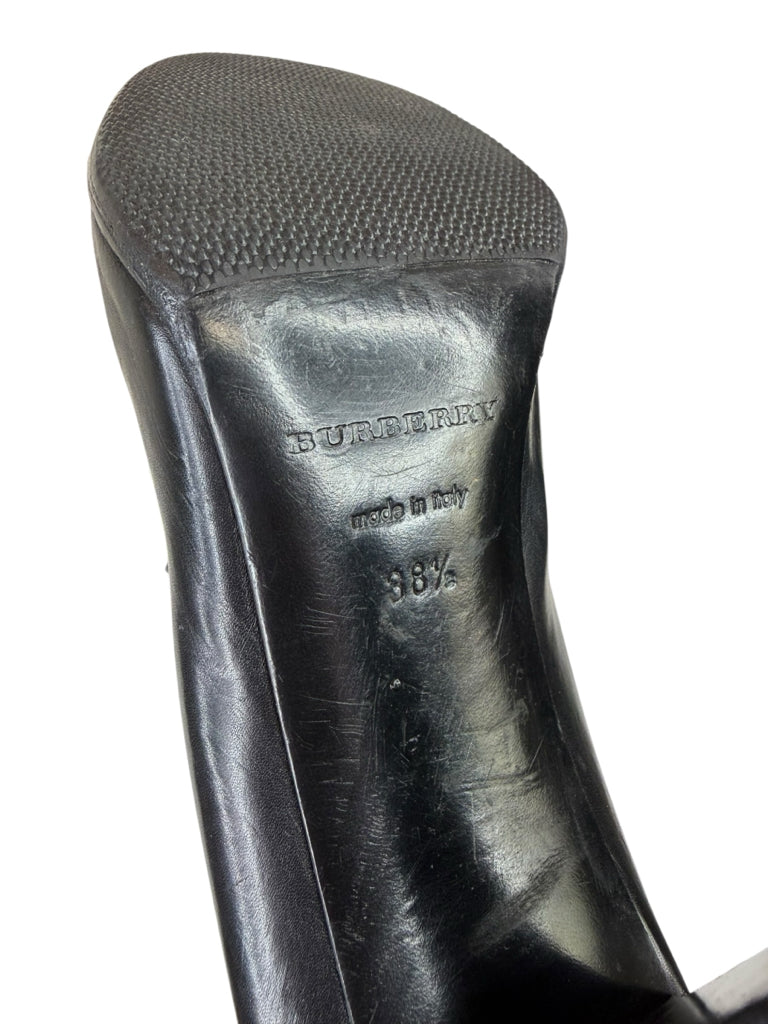 BURBERRY Black Leather Horsebit Pumps Size 38.5