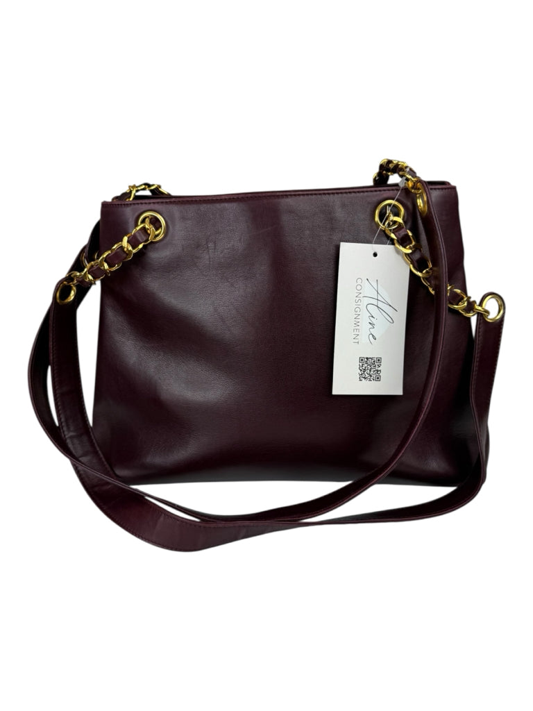 CHANEL Vintage Burgundy Leather Shoulder Bag