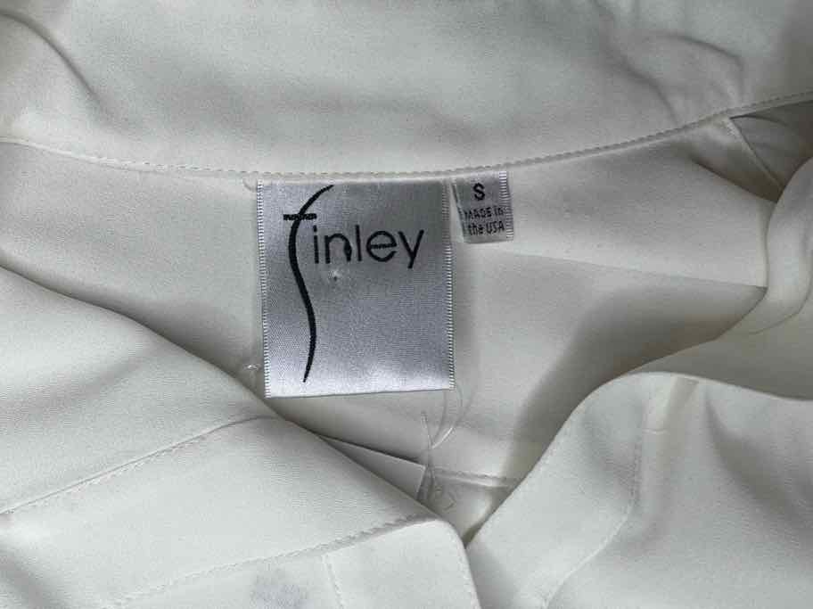 finley Cream Ruffle Layer Button-down Top Size S