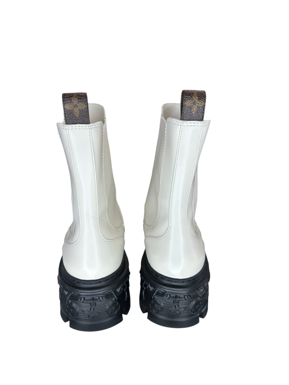 Louis Vuitton Cream Leather Chelsea Boots Size 37.5