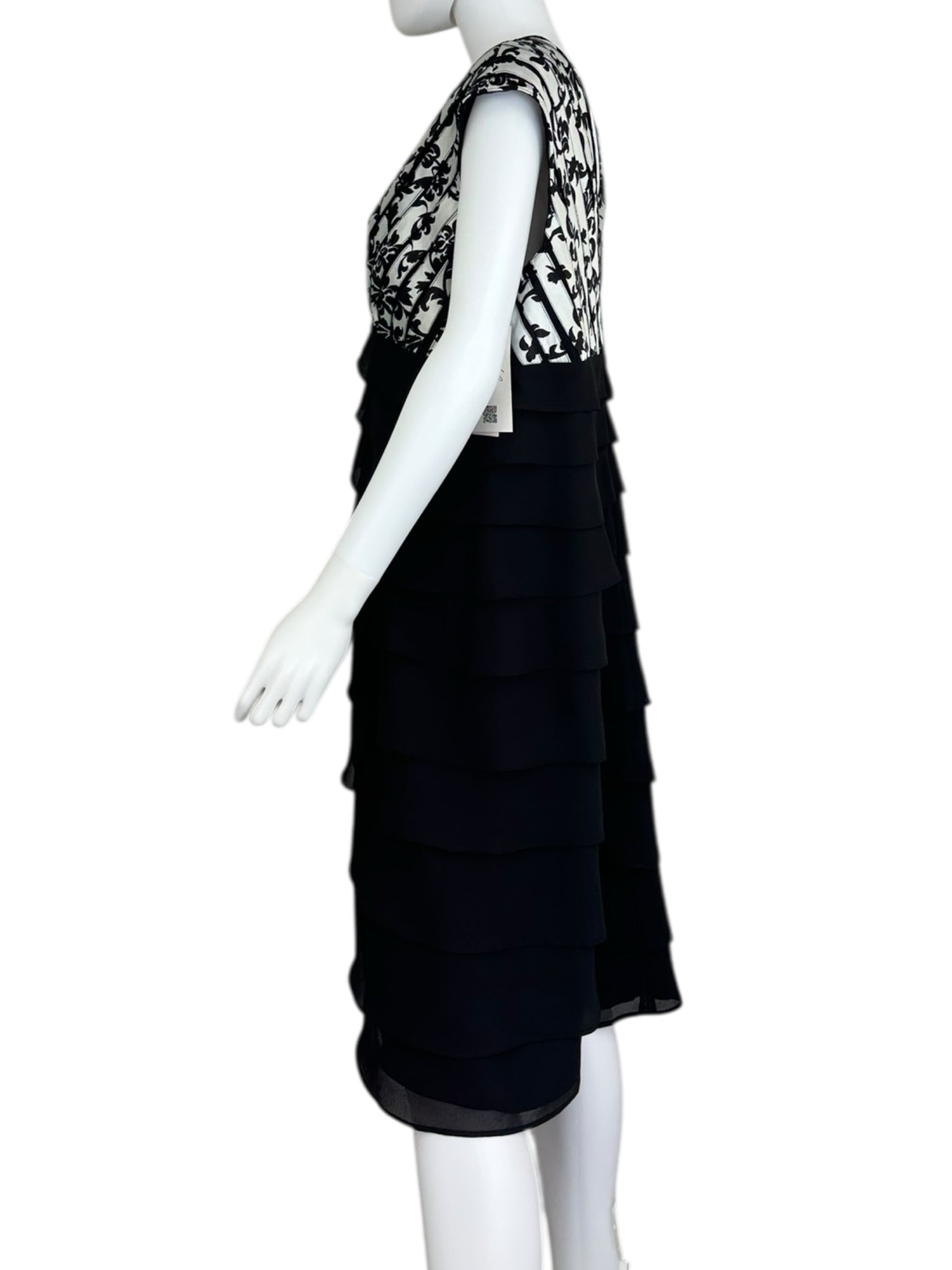 dressbarn black and white dress Dress Barn Black & White Floral A Line Dress, Size 10 Evening Party Wedding