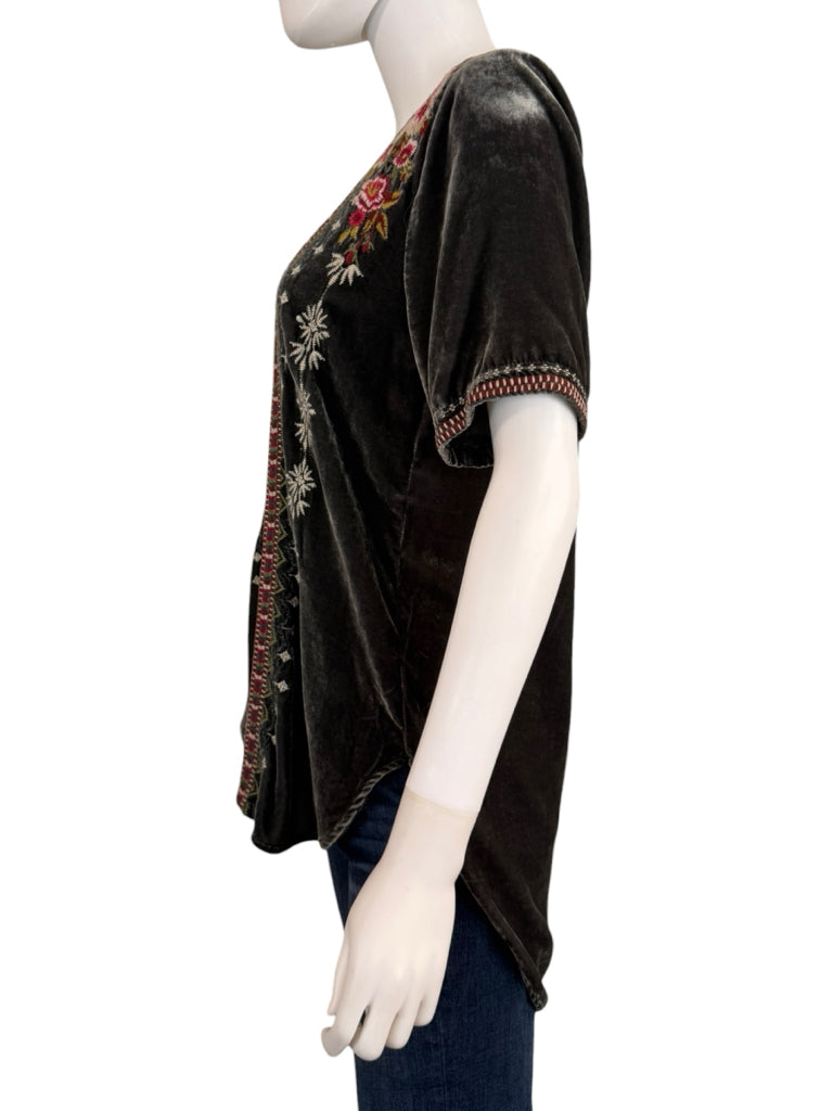 Johnny Was Gray Velvet Floral Embroidered Blouse Size S