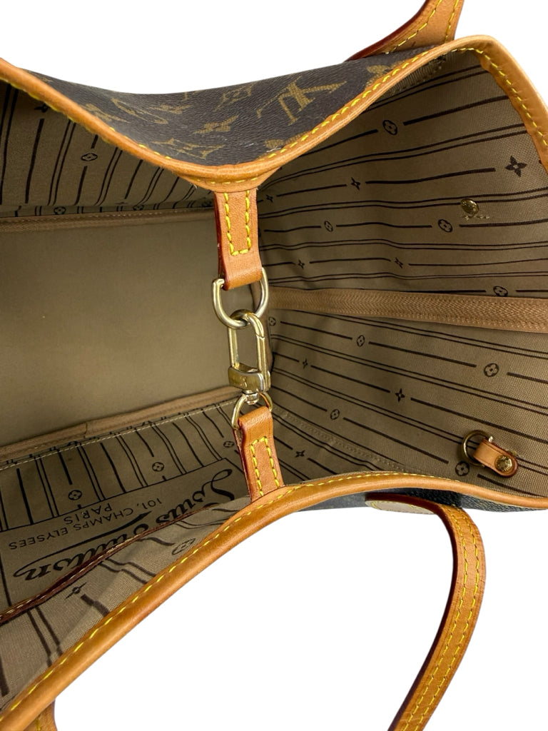Louis Vuitton Neverfull MM Tote Bag Purse