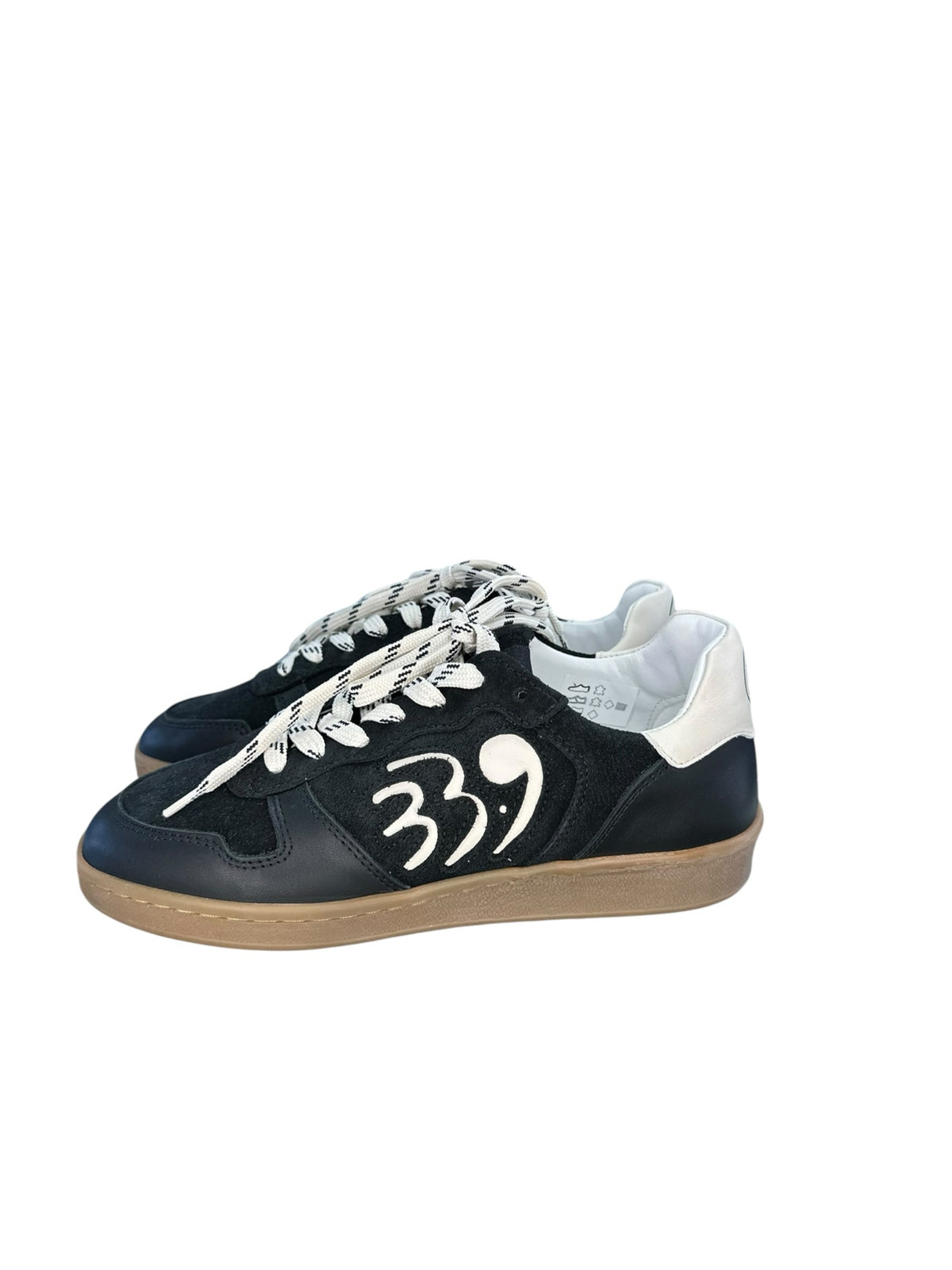 33.9 NWT Black Suede Classic Women's Sneakers Size 37