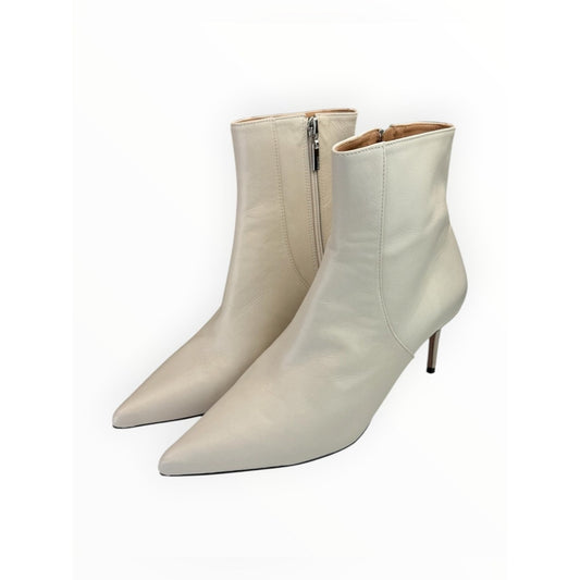 SCHUTZ NWOT Cream Leather Mikki Ankle Bootie Size 9.5