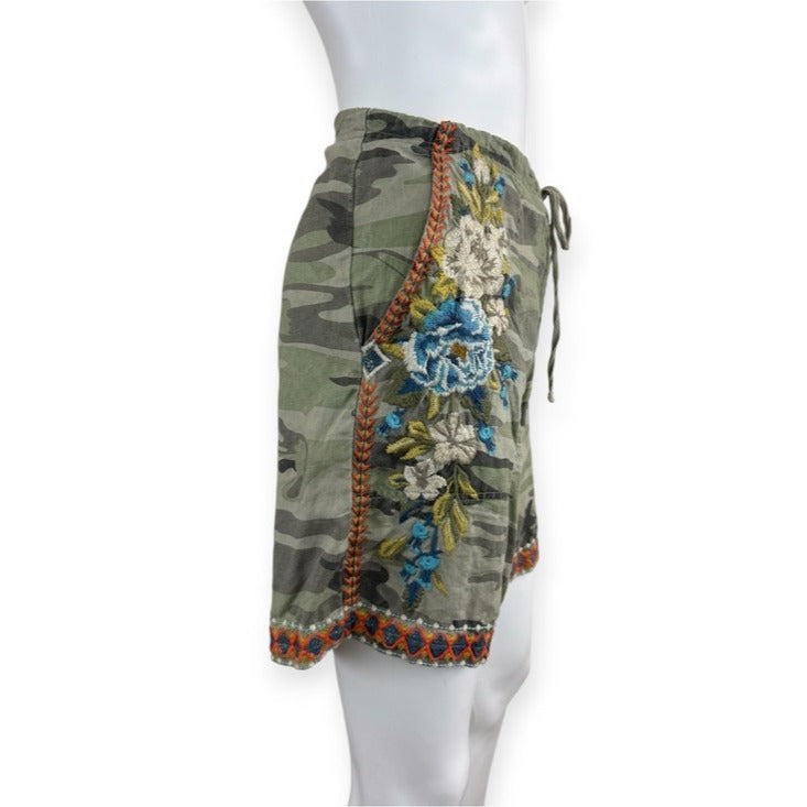 Johnny Was JWLA Green Linen Saguaro Camo Embroidered Shorts Size L
