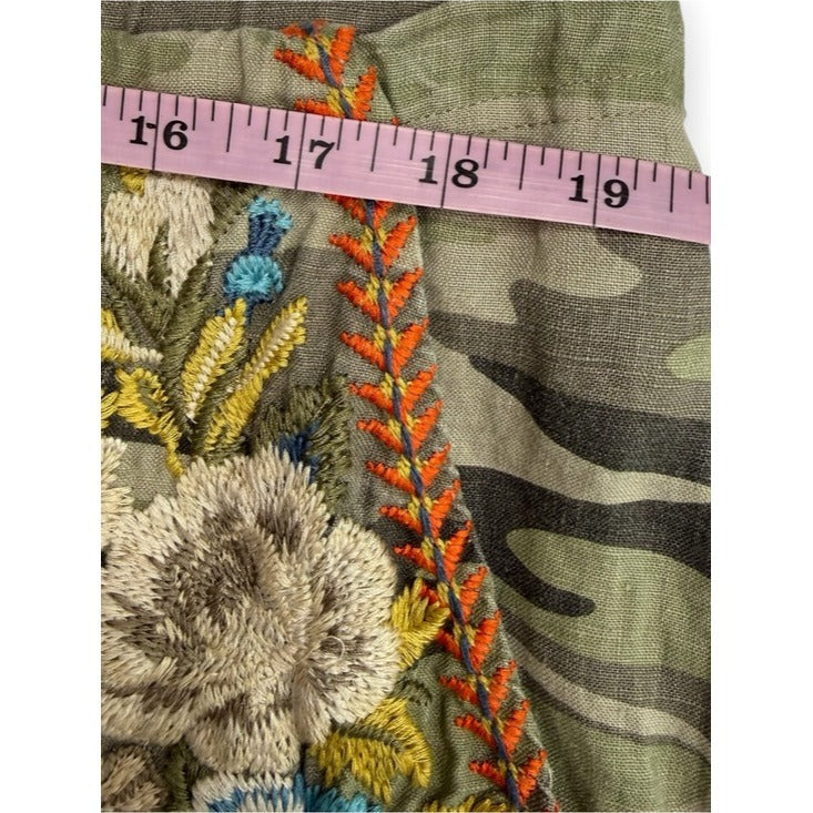 Johnny Was JWLA Green Linen Saguaro Camo Embroidered Shorts Size L