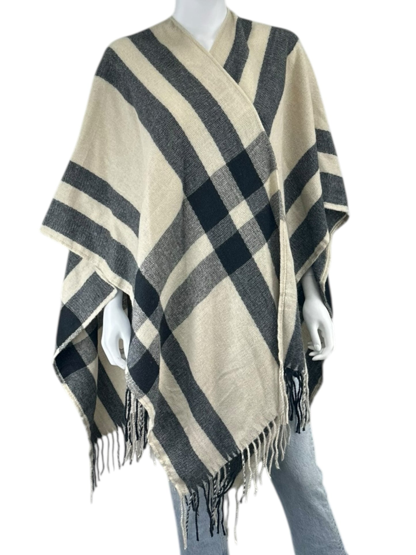 BANANA REPUBLIC Beige Checkered Poncho/Shawl Size O/S