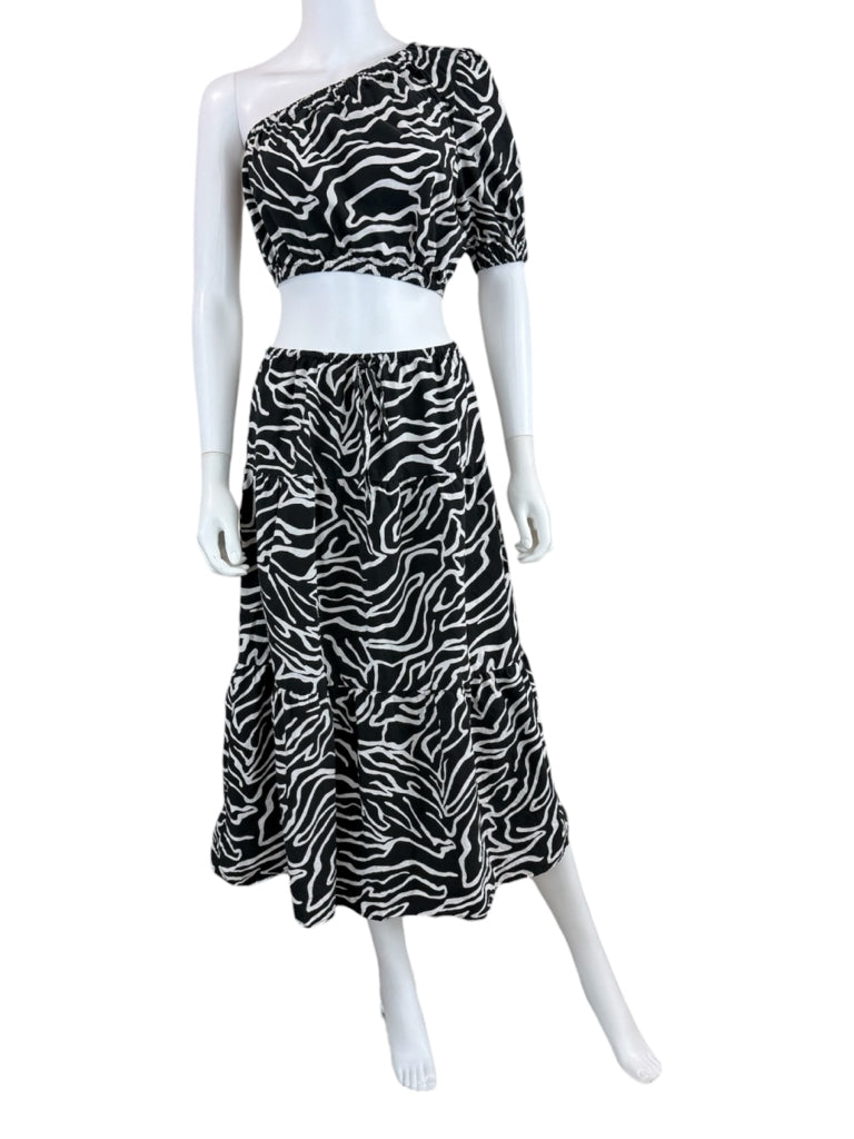 Rails Black Zebra Evy One Shoulder Cropped Top & Skirt Size XS