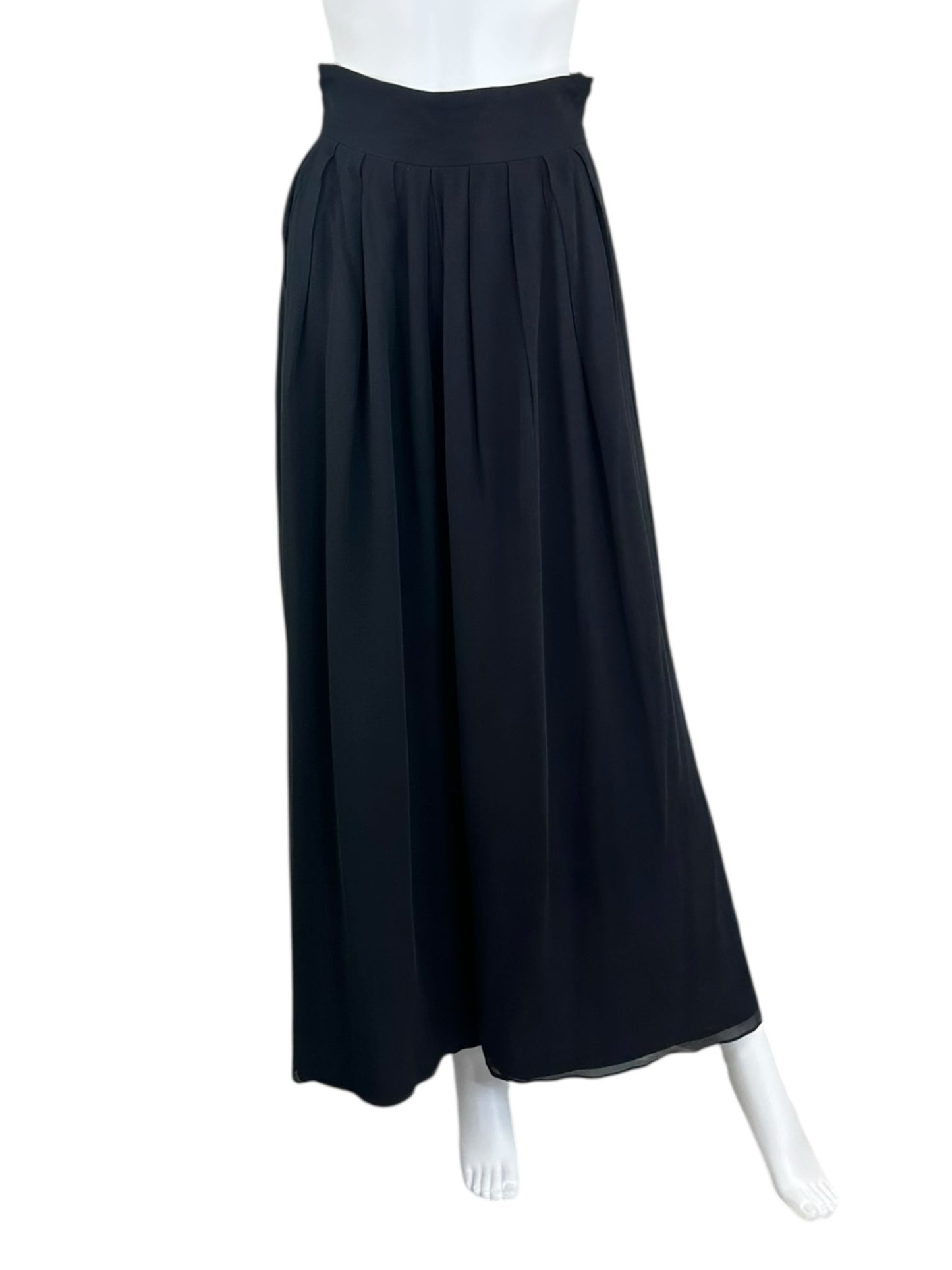 Carmen Marc Valvo Black 100% Silk Pants Size 4