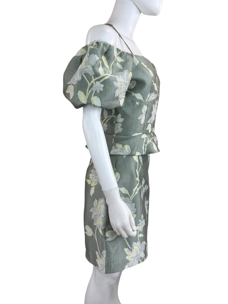 LUCY PARIS Size M 2 PC Set