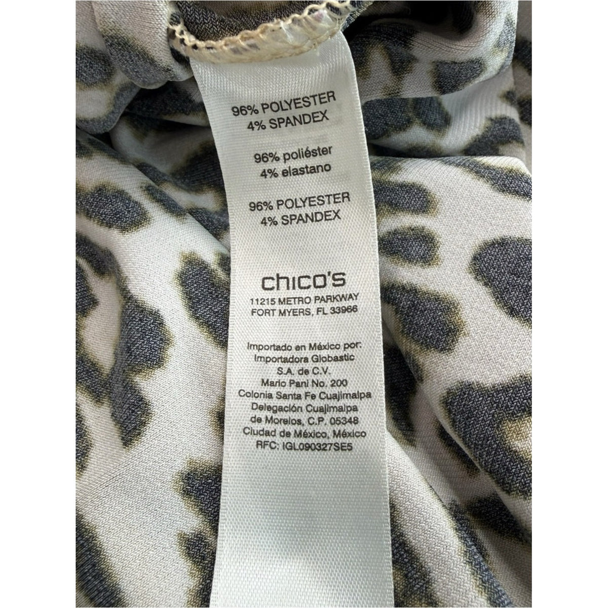 Chico’s Snow Leopard Print Tunic Size L