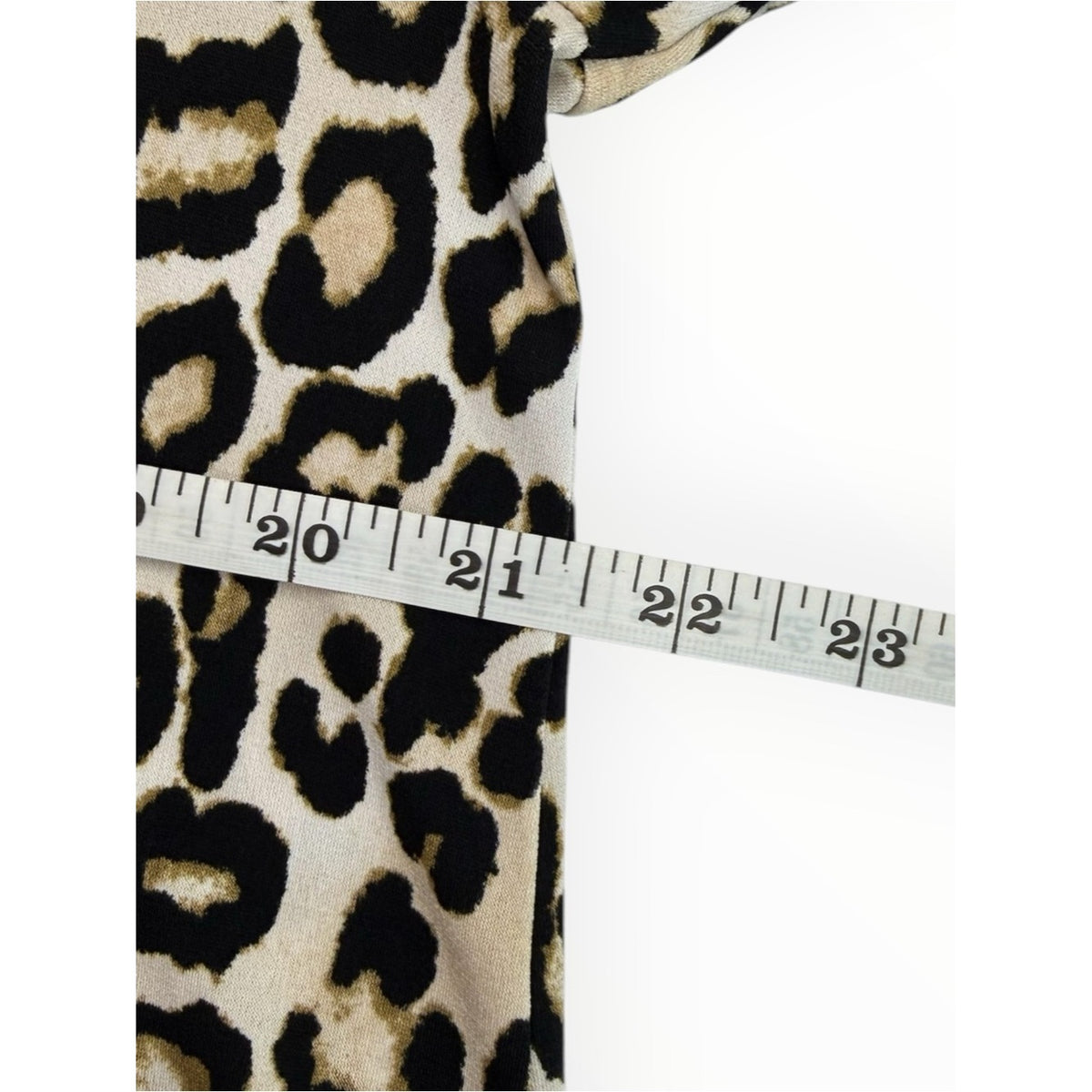 Chico’s Snow Leopard Print Tunic Size L