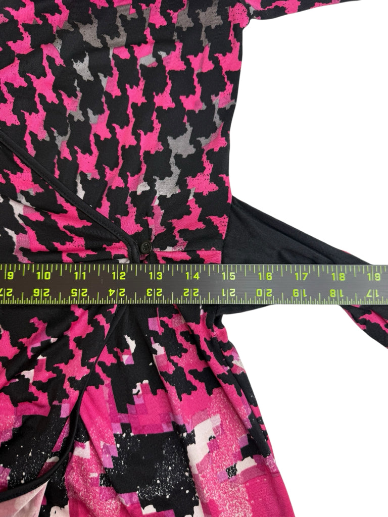 ETCETERA Pink Houndstooth 100% Silk Wrap Blouse Size M