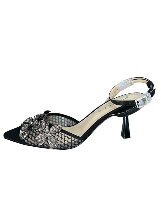Betsy Johnson NWT Black Sofya Rhinestone Flower Evening Pumps Size 8
