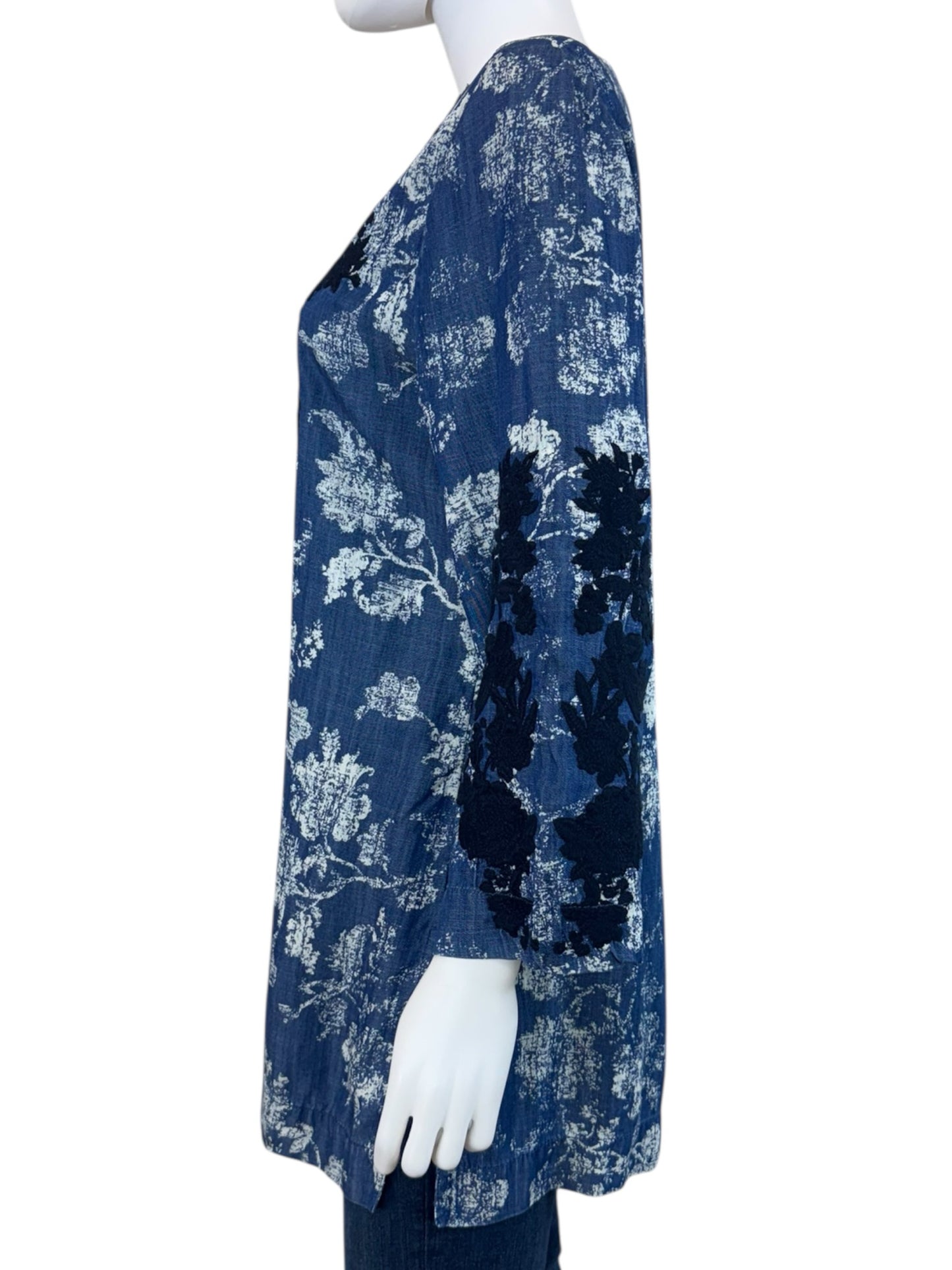 Chico's Blouse Size M