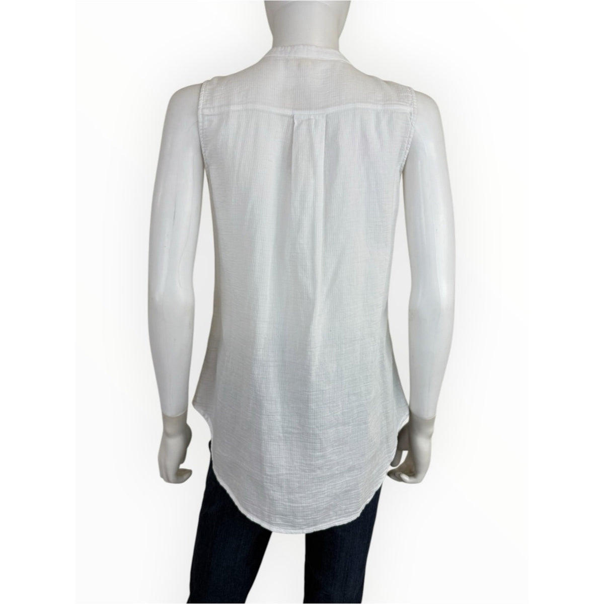 EILEEN FISHER White Sleeveless Top Size XS