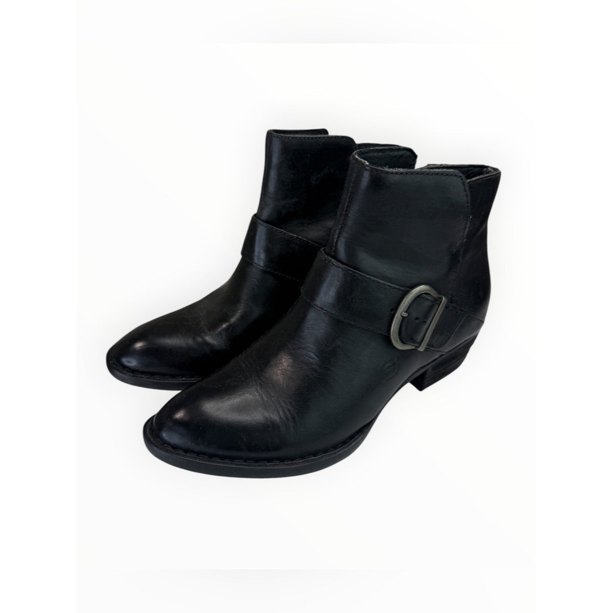 BORN NWOT Black Leather Royce Bootie Size 7