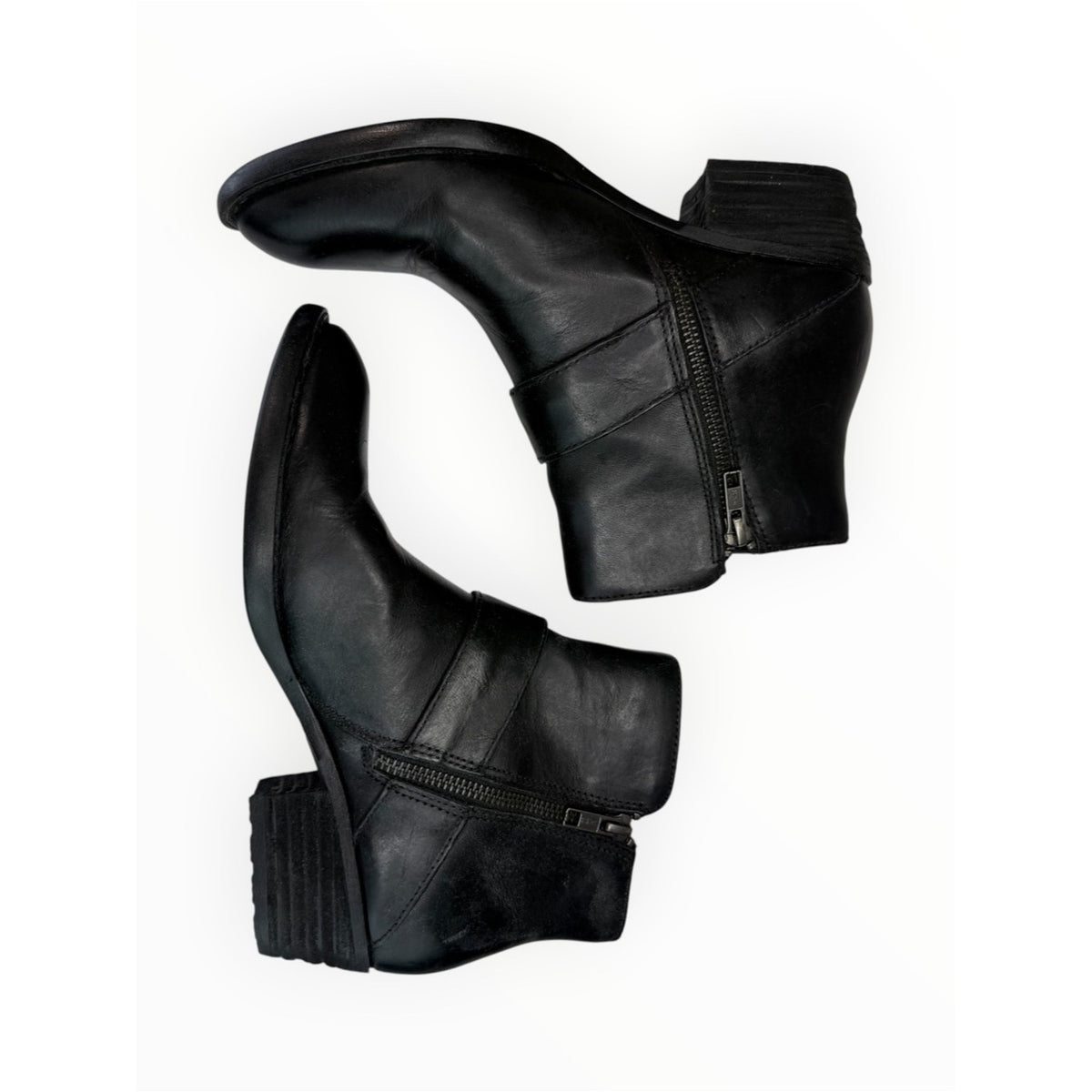 BORN NWOT Black Leather Royce Bootie Size 7