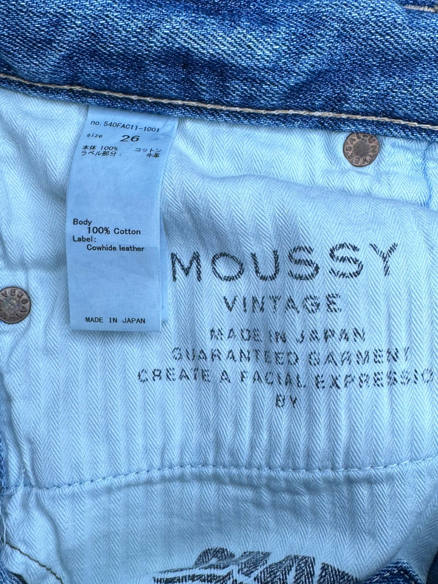 Moussy Vintage NWT EVANS Tapered Mid Rise Jeans Size 26