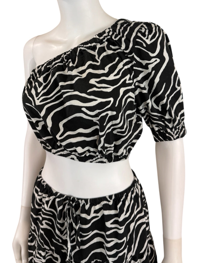 Rails Black Zebra Evy One Shoulder Cropped Top & Skirt Size XS