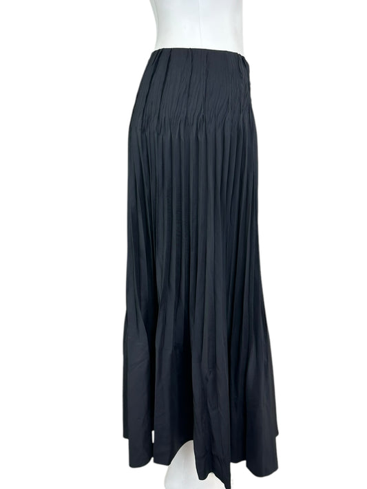 Vince. Black Skirt Size XS