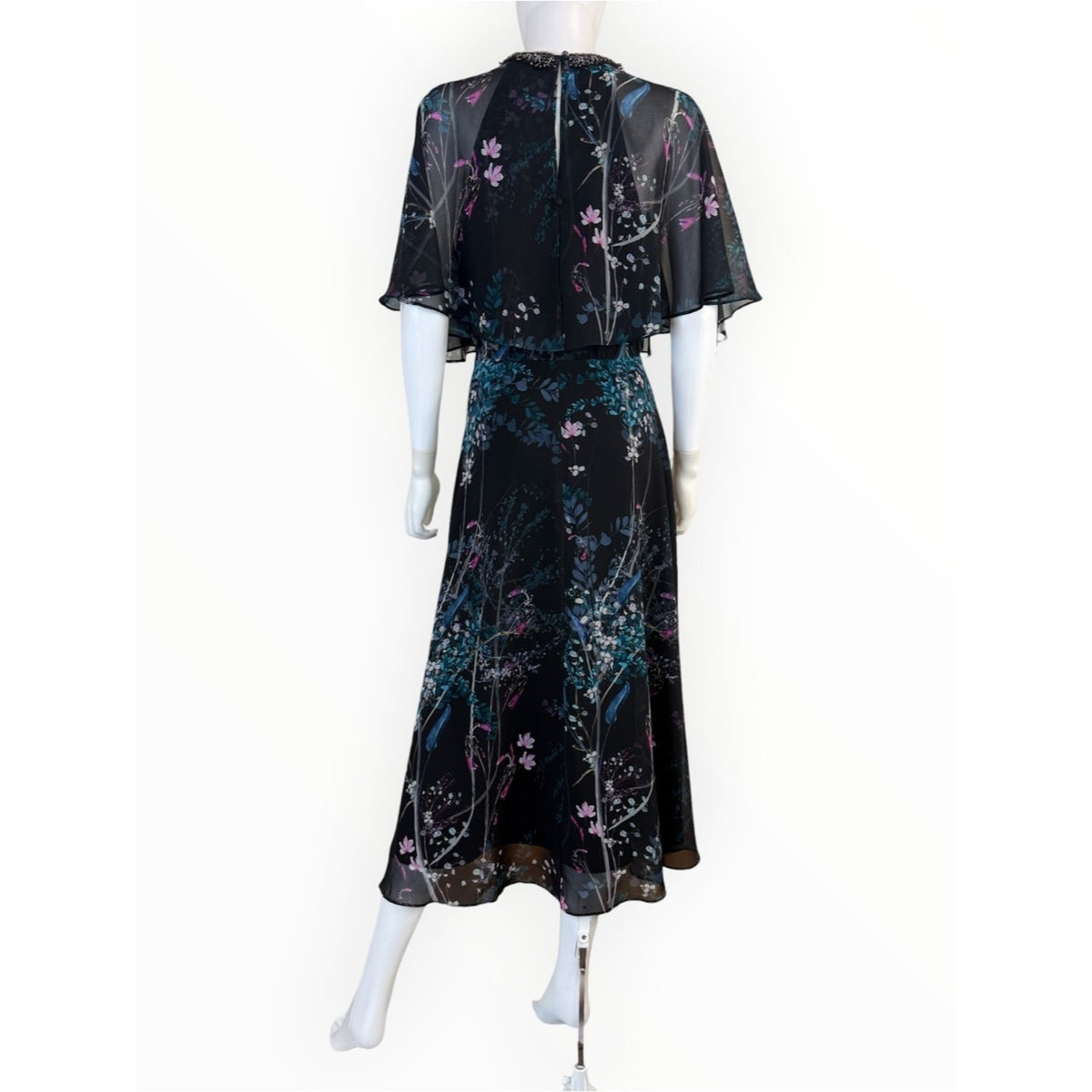 Teri Jon by Rickie Freeman NWT Black Floral Chiffon Capelet Dress Size 4