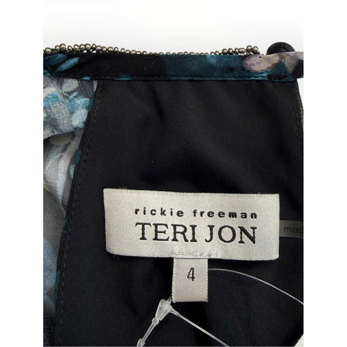 Teri Jon by Rickie Freeman NWT Black Floral Chiffon Capelet Dress Size 4
