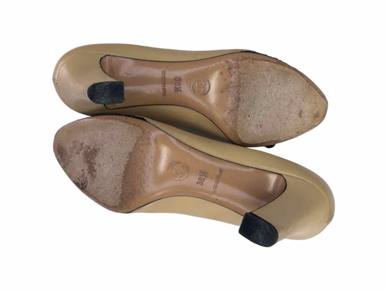 CHANEL Beige Cap Toe Leather Heels Size 38.5 – alineconsignment