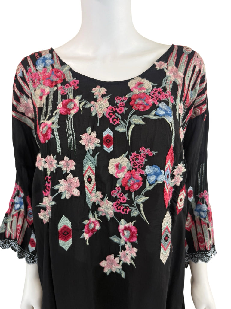 Johnny Was Black Floral Embroidered Wendy Tunic Size xxl