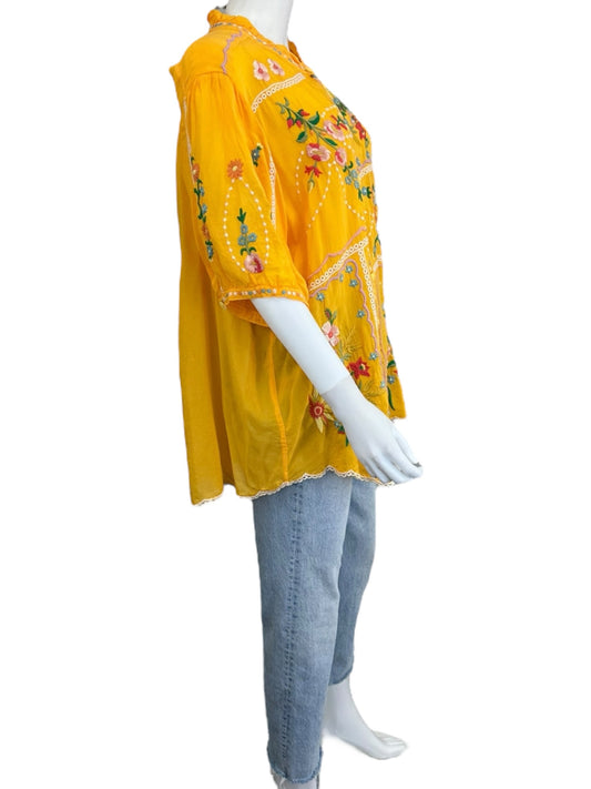 Johnny Was Yellow Button Down Size XXL