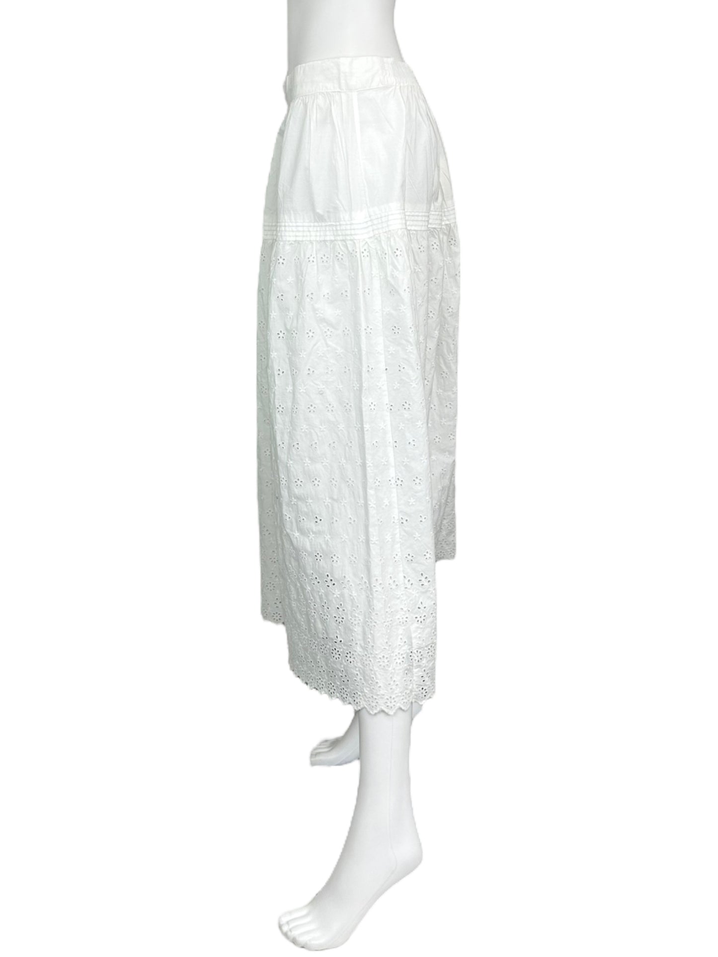 GAP White Floral embroidered Maxi Flowy Skirt Size M