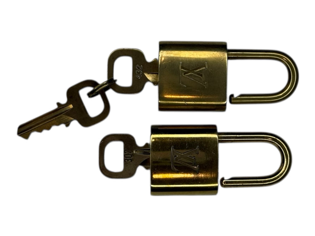 Louis Vuitton Damier Azur Speedy Bandouliere 30