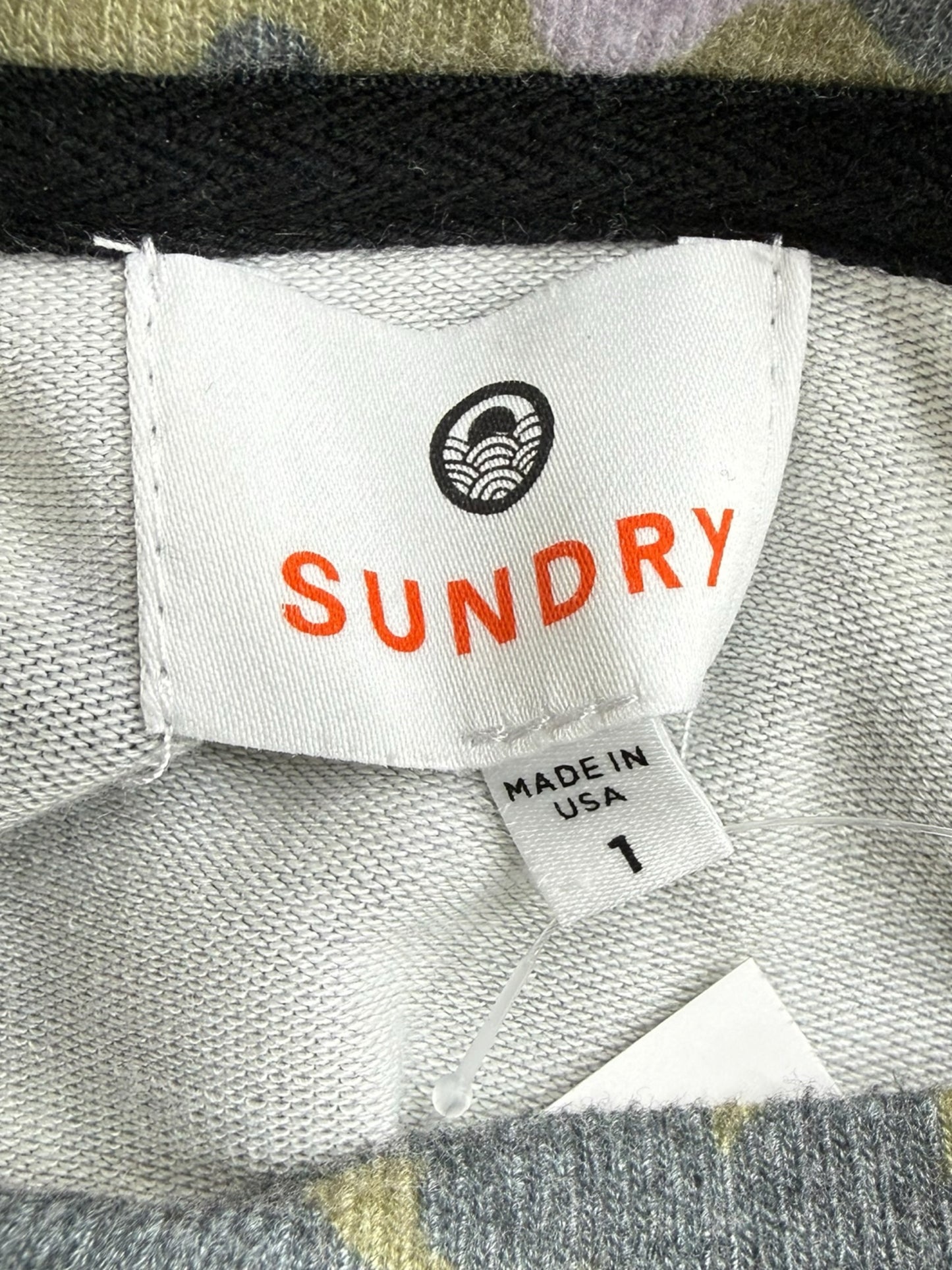 SUNDRY Size S Hoodie/Crewneck Knit